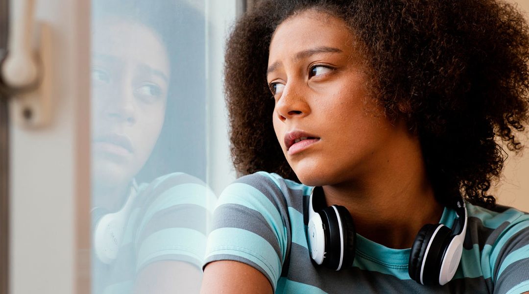 The #1 Thing You Must Do to Get Your Defiant Teenager to Listen, Even If They Ignore Your Requests Now